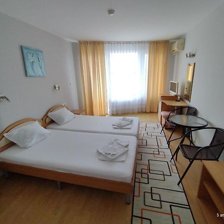Family Hotel Coral Sozopol Eksteriør billede