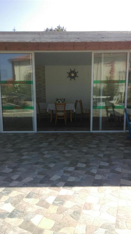 Family Hotel Coral Sozopol Eksteriør billede