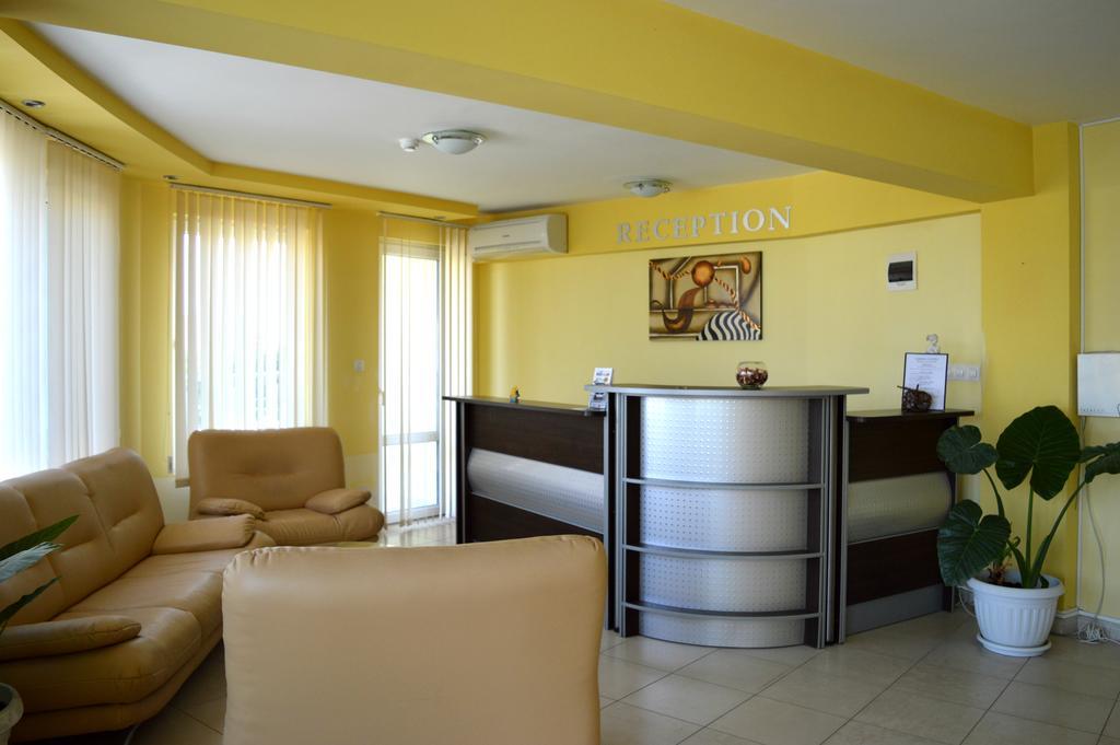 Family Hotel Coral Sozopol Eksteriør billede