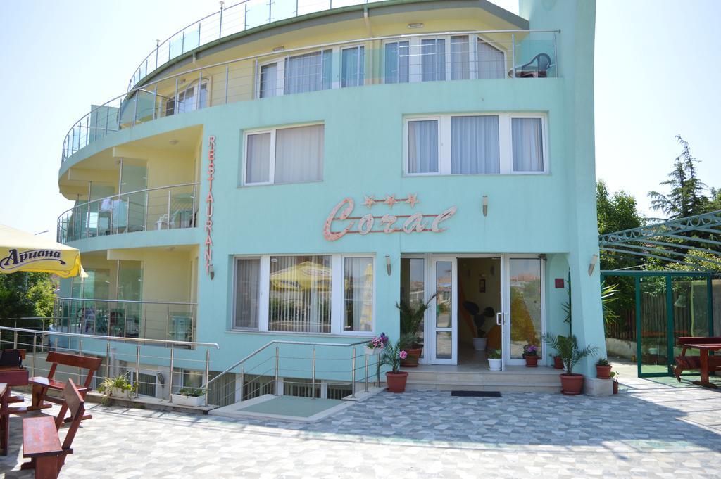 Family Hotel Coral Sozopol Eksteriør billede