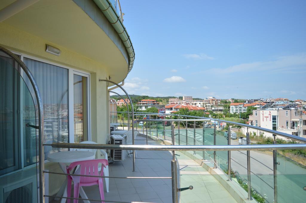Family Hotel Coral Sozopol Eksteriør billede
