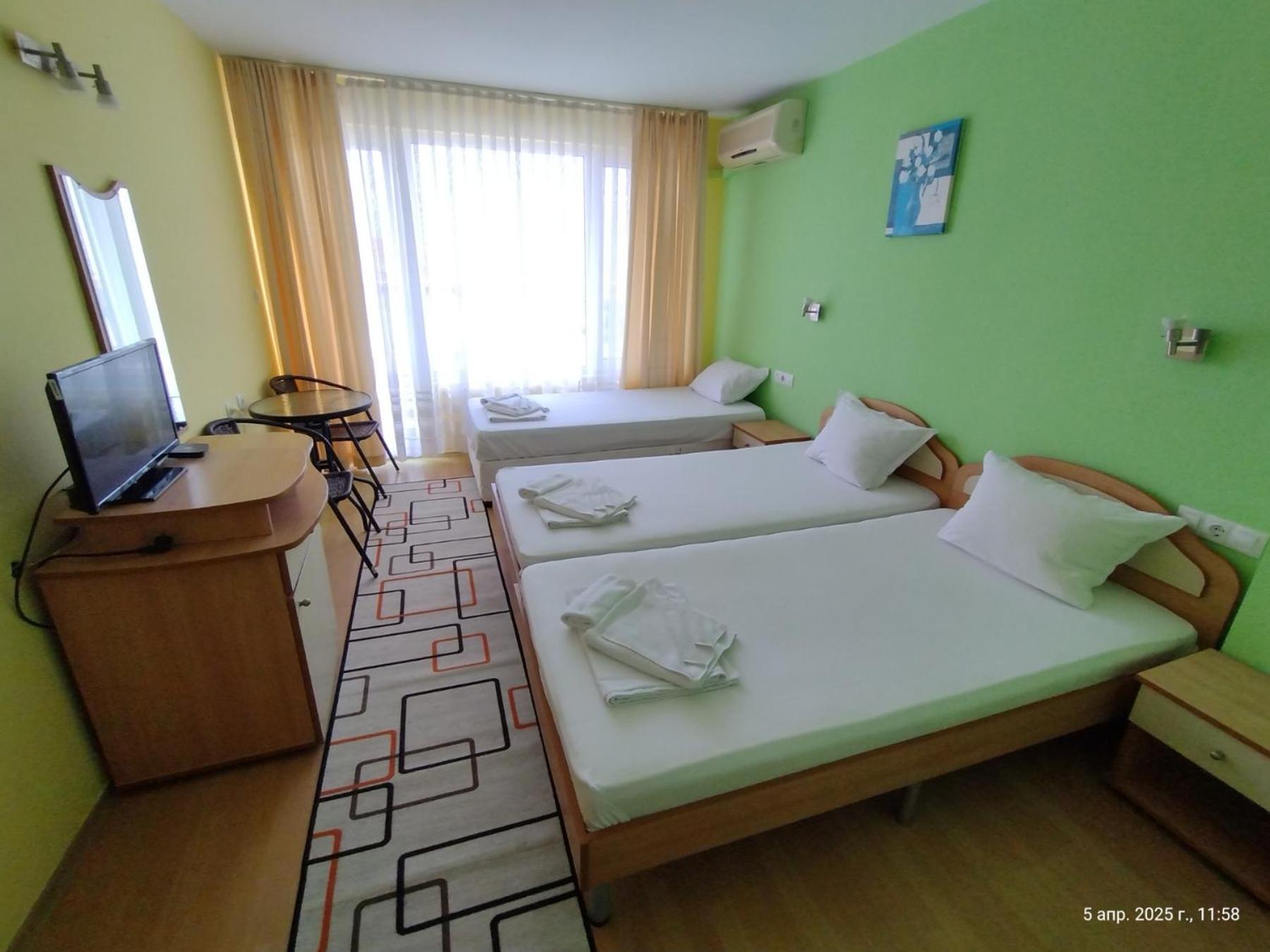 Family Hotel Coral Sozopol Eksteriør billede