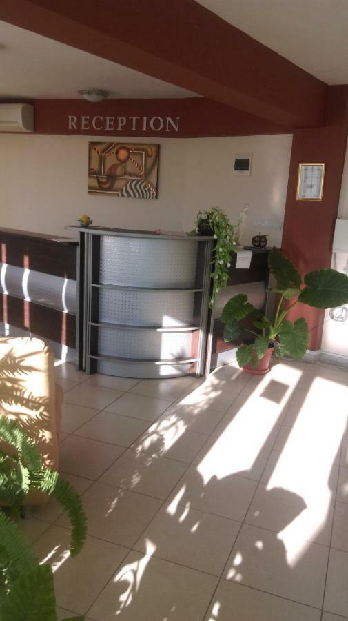 Family Hotel Coral Sozopol Eksteriør billede